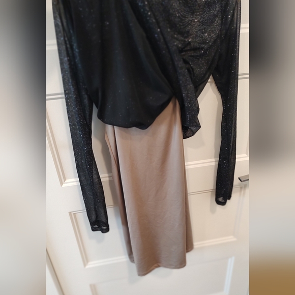 🆕Forever 21 Sparklingly Sheer Minidress - Picture 2 of 9